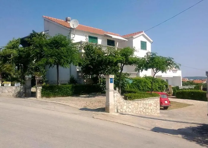 In 7702 Apartamento *